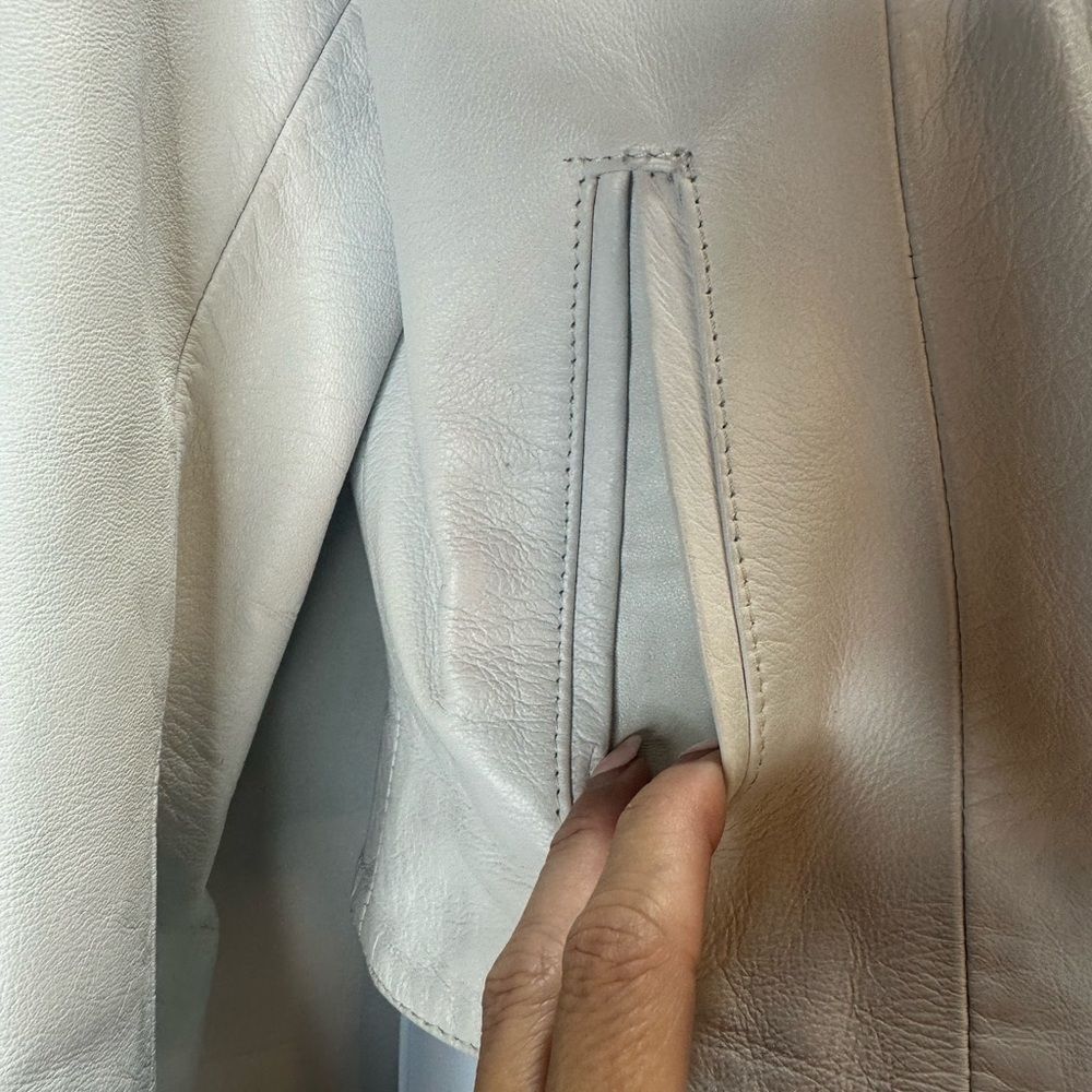 Vera Pelle Vintage White Leather Jacket with Black Design Size XL - Picture 6 of 10